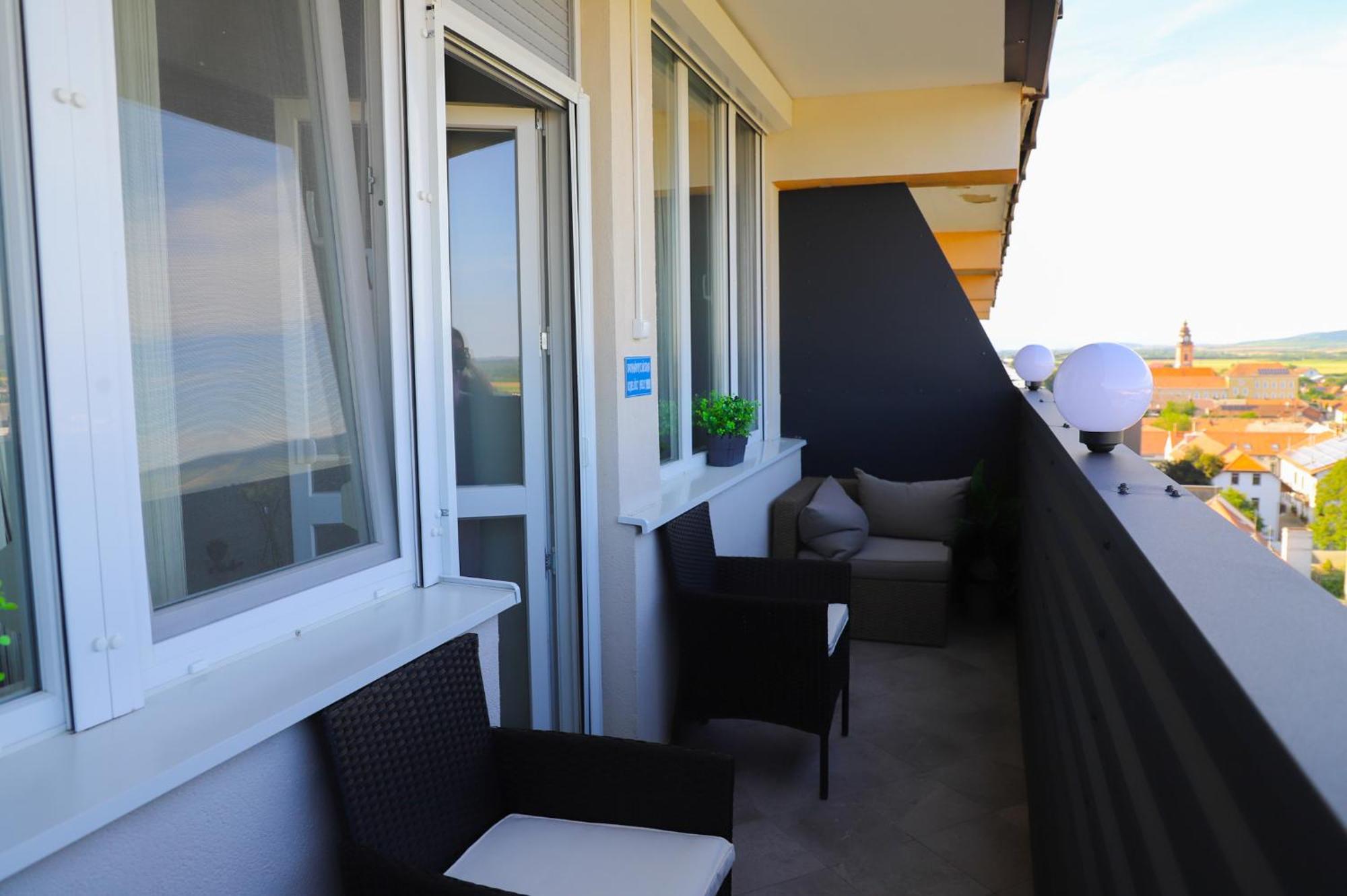 Ueveghid Apartman Sátoraljaújhely Exterior foto
